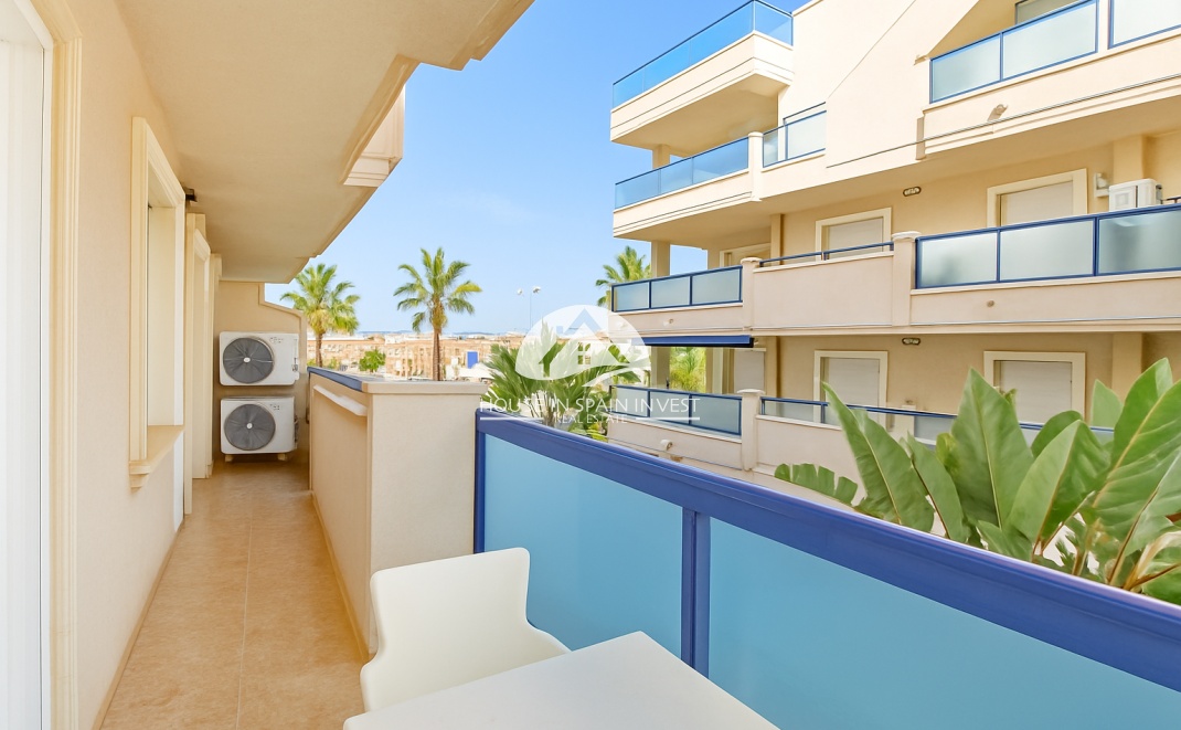 Resale - Apartment  - Orihuela Costa - Cabo roig  