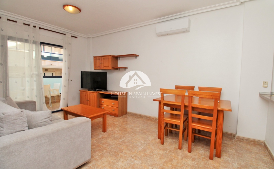 Resale - Apartment  - Orihuela Costa - Cabo roig  