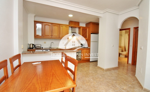 Resale - Apartment  - Orihuela Costa - Cabo roig  