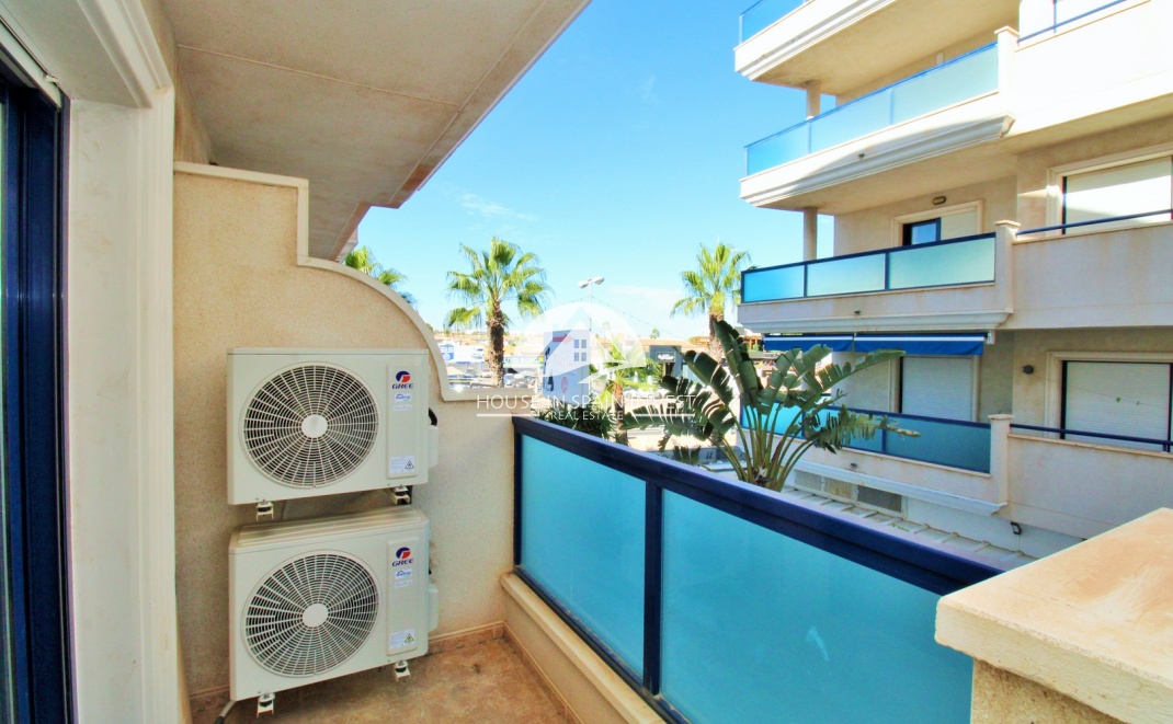 Resale - Apartment  - Orihuela Costa - Cabo roig  