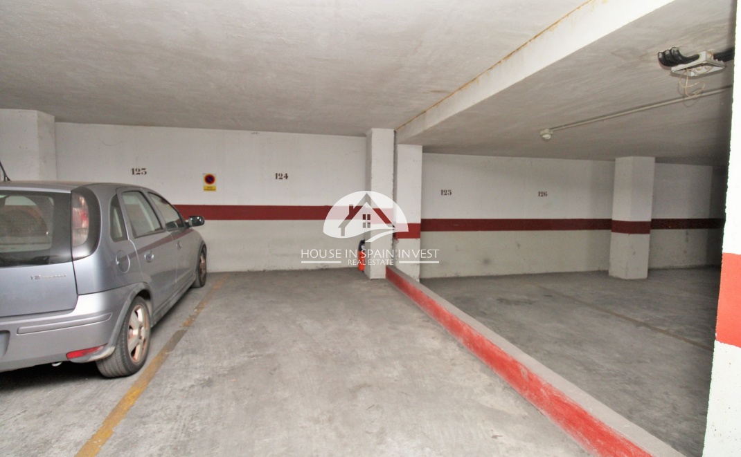 Resale - Apartment  - Orihuela Costa - Cabo roig  