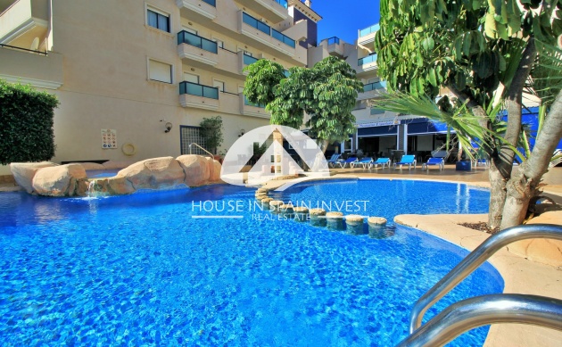 Resale - Apartment  - Orihuela Costa - Cabo roig  
