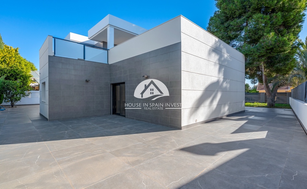 Herverkoop - Villa - Orihuela Costa - Lomas de Campoamor