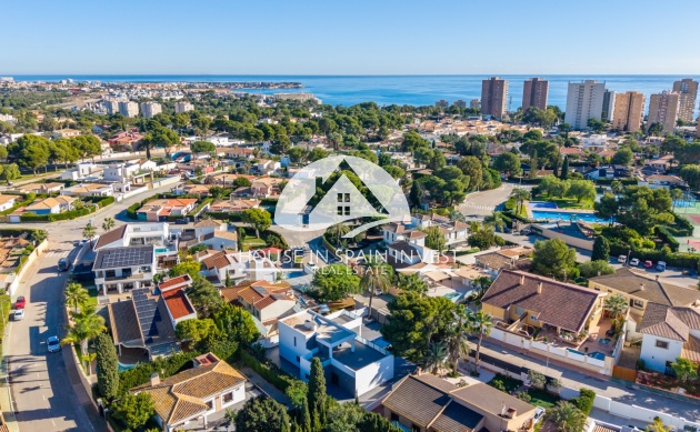 Herverkoop - Villa - Orihuela Costa - Lomas de Campoamor