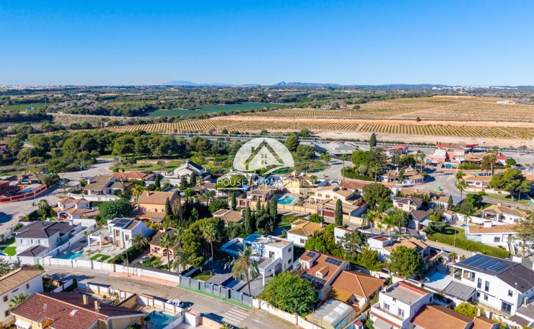 Herverkoop - Villa - Orihuela Costa - Lomas de Campoamor