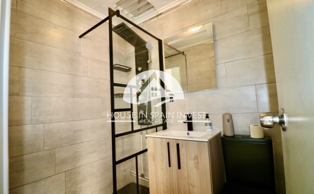 Resale - Townhouse - Torrevieja - Torreta - Salado