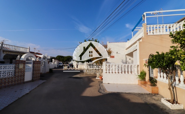 Resale - Townhouse - Torrevieja - Torreta - Salado