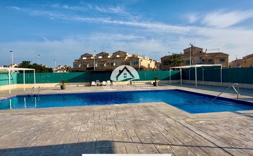 Resale - Townhouse - Torrevieja - Torreta - Salado