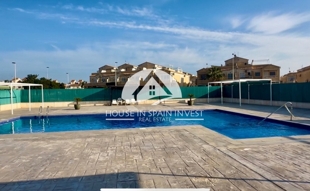 Resale - Townhouse - Torrevieja - Torreta - Salado