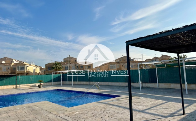 Resale - Townhouse - Torrevieja - Torreta - Salado