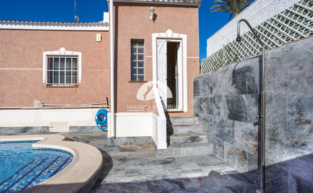 Resale - Villa - Torrevieja - La Siesta - El Chaparral - San Luis