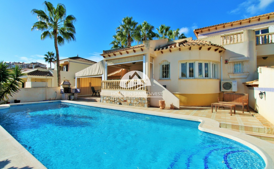 Resale - Villa - Orihuela Costa - Las Ramblas