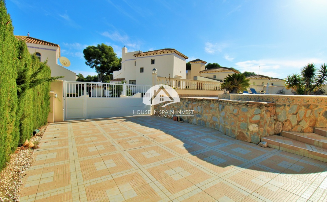 Resale - Villa - Orihuela Costa - Las Ramblas