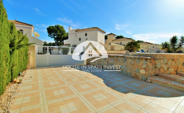 Resale - Villa - Orihuela Costa - Las Ramblas