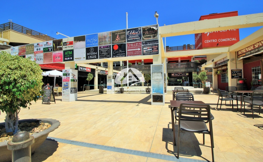 Resale - Villa - Orihuela Costa - Las Ramblas