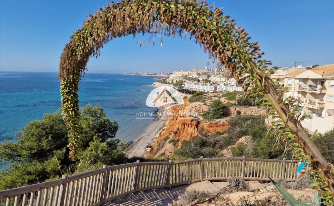 Resale - Villa - Orihuela Costa - Las Ramblas