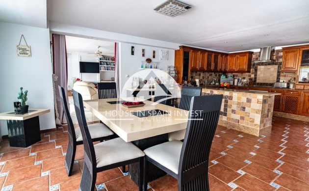 Resale - Villa - Orihuela Costa - Villamartín