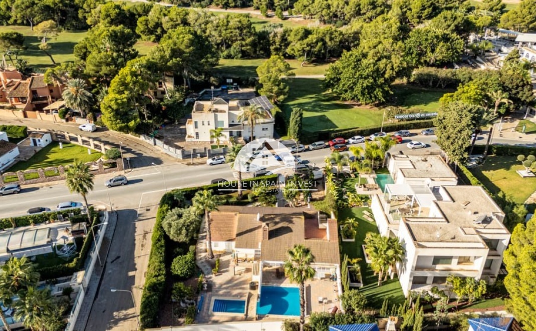 Resale - Villa - Orihuela Costa - Villamartín