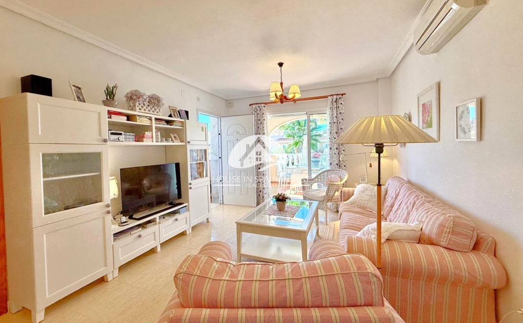 Resale - Apartment  - Orihuela Costa - Playa Flamenca