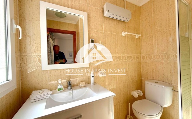 Resale - Apartment  - Orihuela Costa - Playa Flamenca