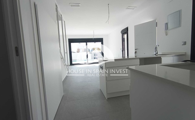 New Build - detached - Daya Nueva