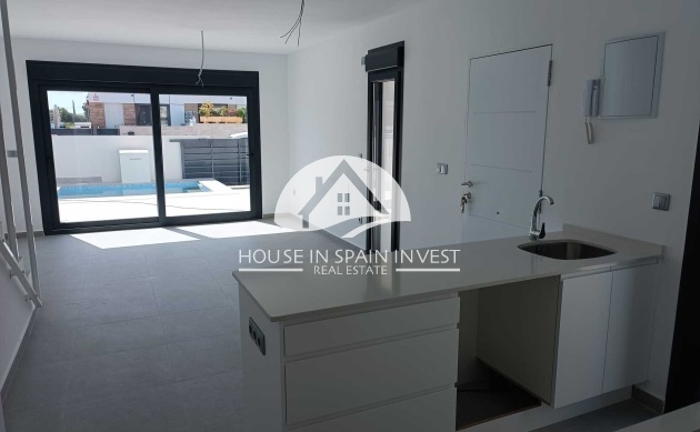 New Build - detached - Daya Nueva