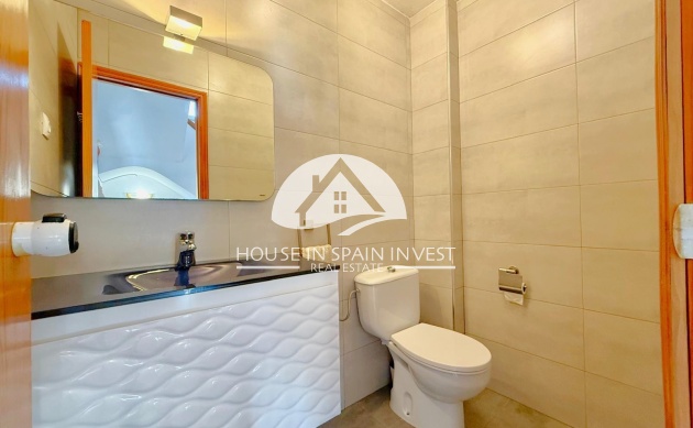 Resale - Villa - Orihuela Costa - Villamartín