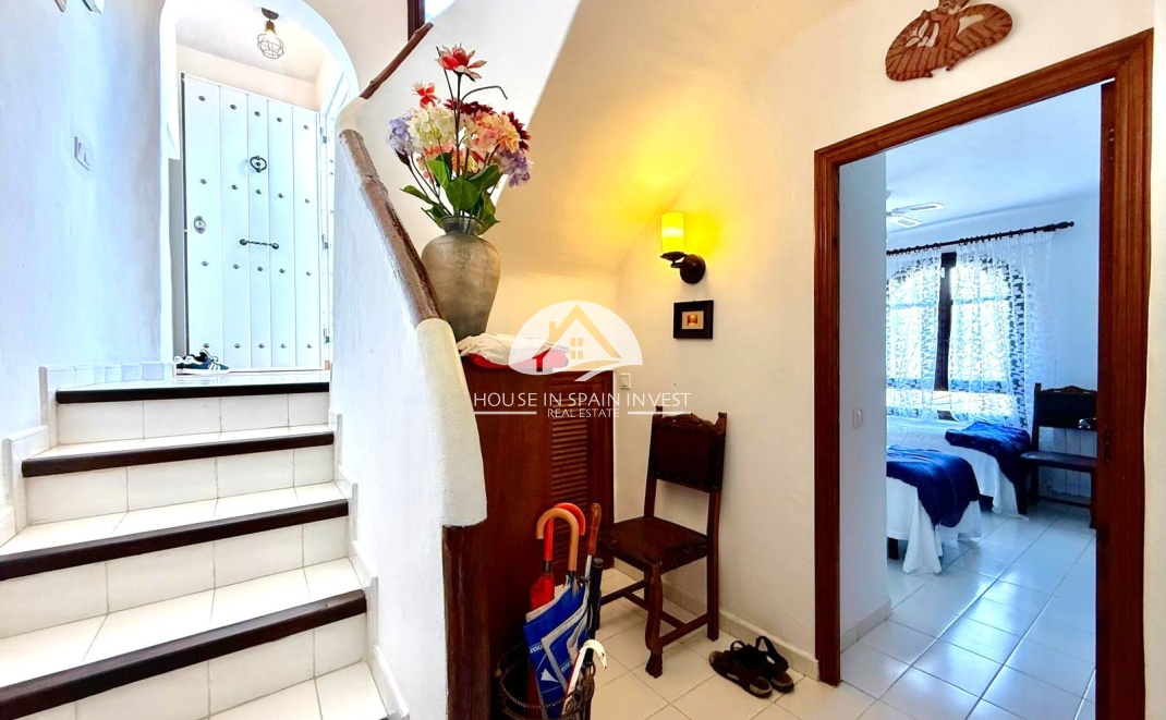 Resale - Villa - Orihuela Costa - Villamartín