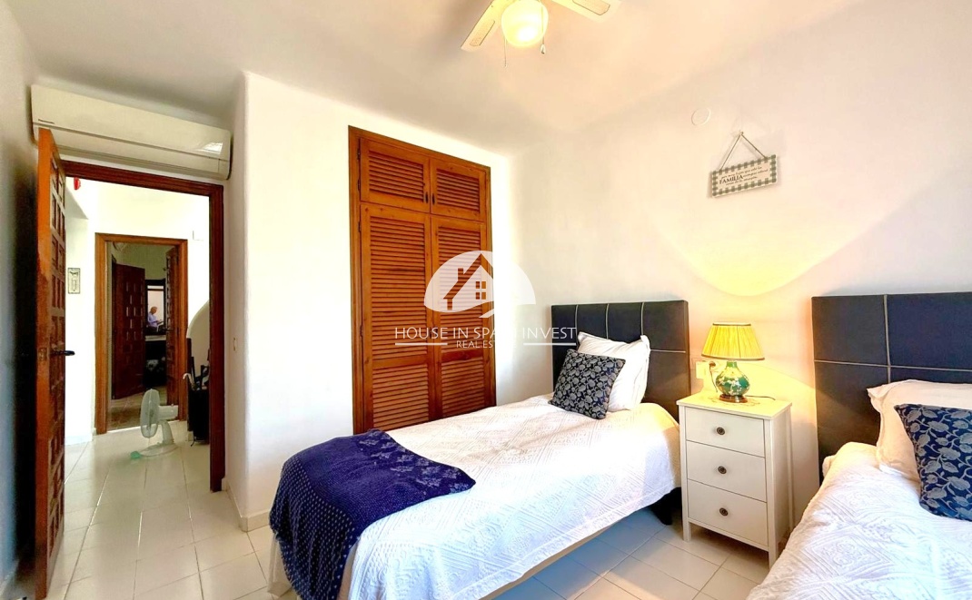 Resale - Villa - Orihuela Costa - Villamartín