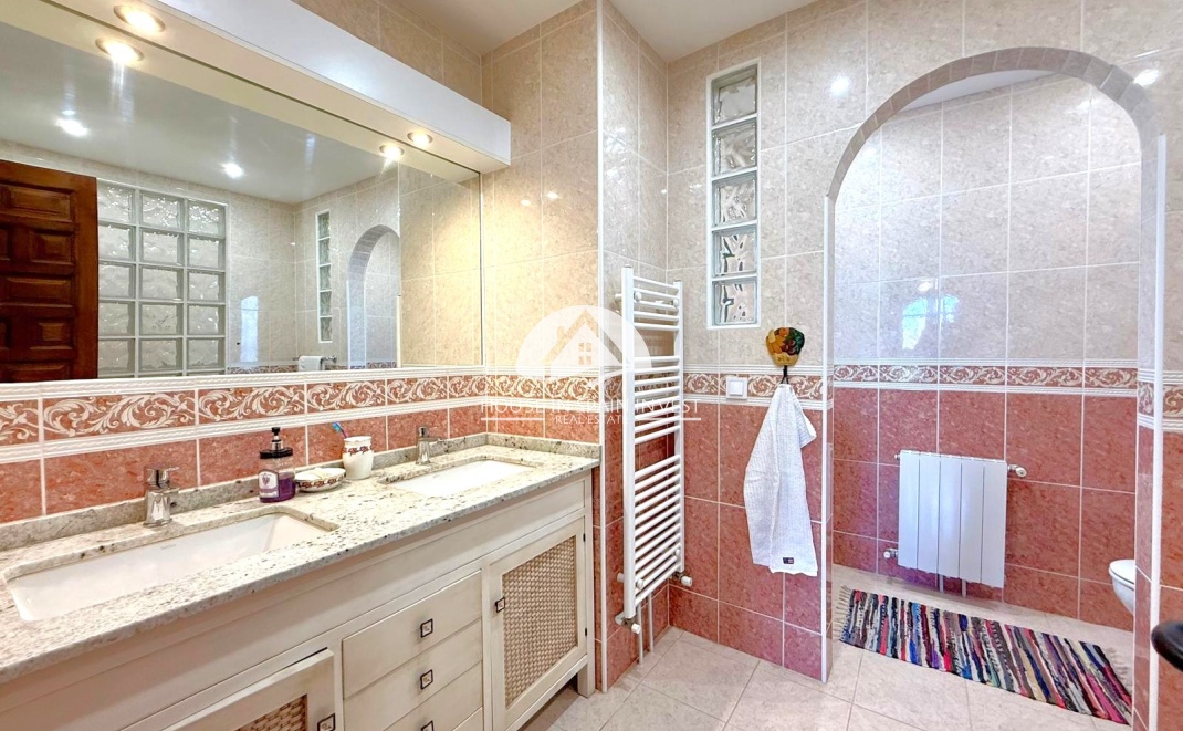 Resale - Villa - Orihuela Costa - Villamartín