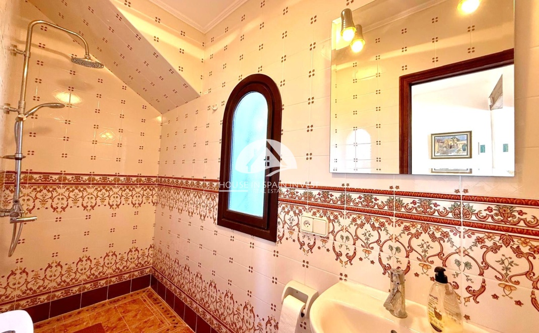 Resale - Villa - Orihuela Costa - Villamartín