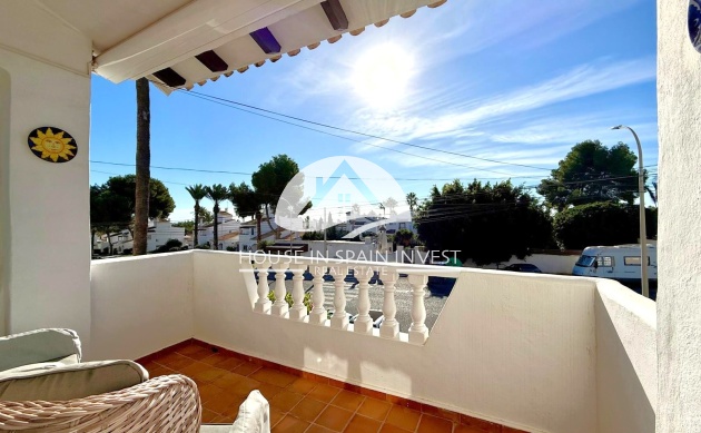 Resale - Villa - Orihuela Costa - Villamartín