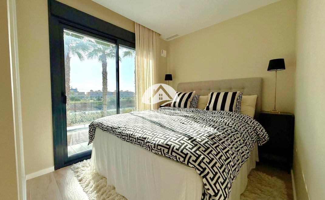 Resale - Villa - Orihuela Costa - Lomas De Cabo Roig