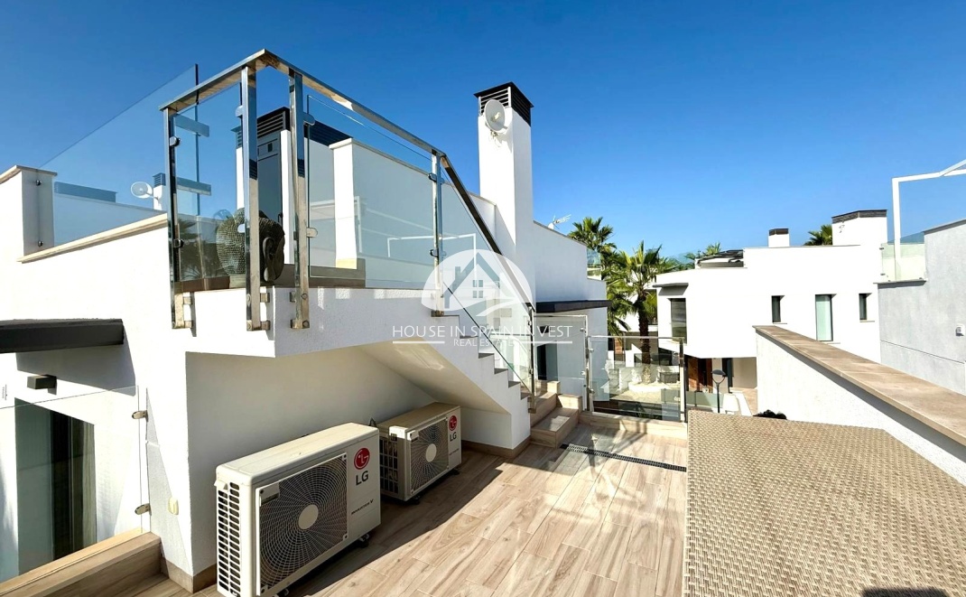 Resale - Villa - Orihuela Costa - Lomas De Cabo Roig