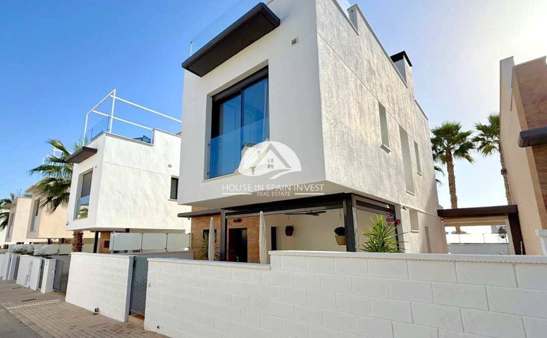 Resale - Villa - Orihuela Costa - Lomas De Cabo Roig