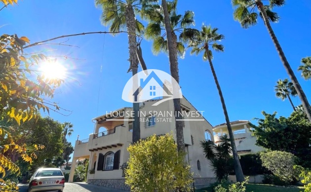 Resale - Villa - Orihuela Costa - Villamartín