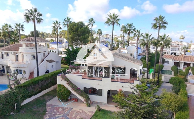 Resale - Villa - Orihuela Costa - Villamartín