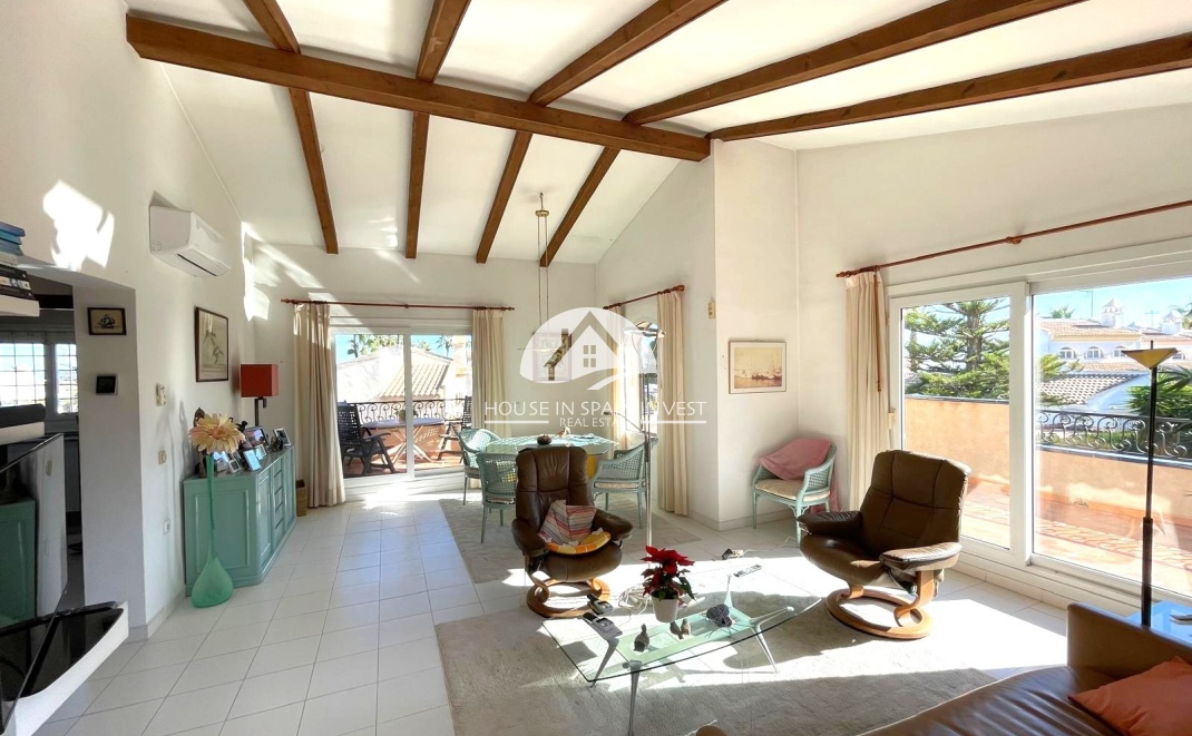 Resale - Villa - Orihuela Costa - Villamartín