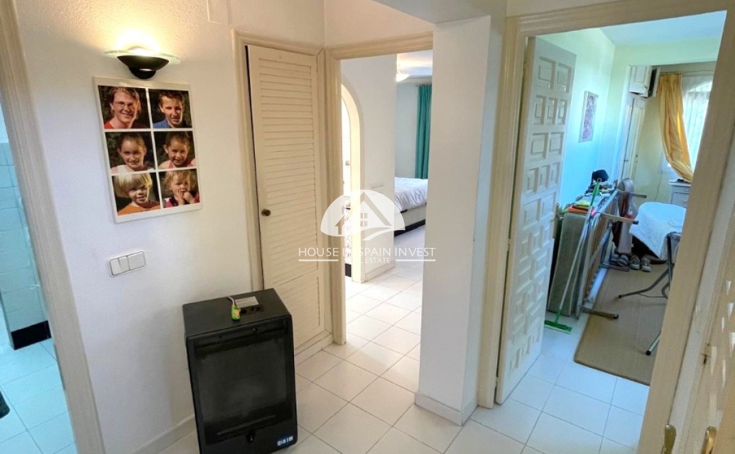 Resale - Villa - Orihuela Costa - Villamartín