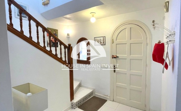 Resale - Villa - Orihuela Costa - Villamartín