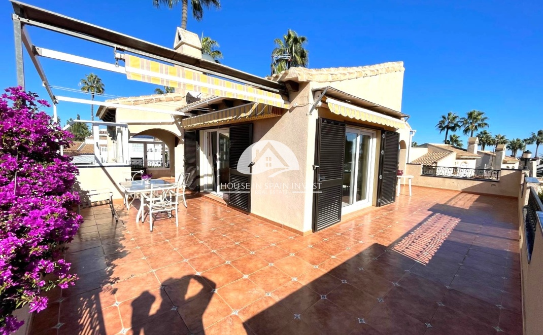 Resale - Villa - Orihuela Costa - Villamartín