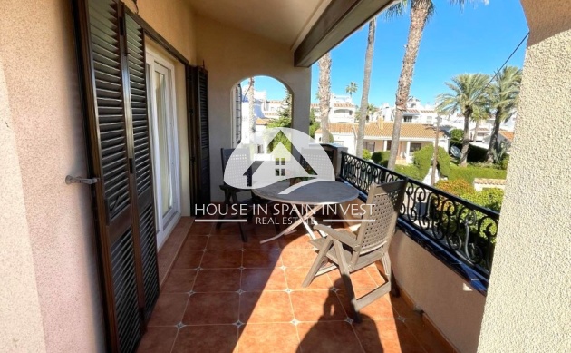 Resale - Villa - Orihuela Costa - Villamartín