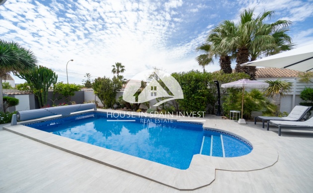 Resale - Villa - Torrevieja - La Siesta - El Chaparral - San Luis