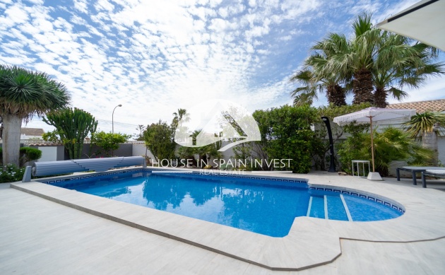 Resale - Villa - Torrevieja - La Siesta - El Chaparral - San Luis