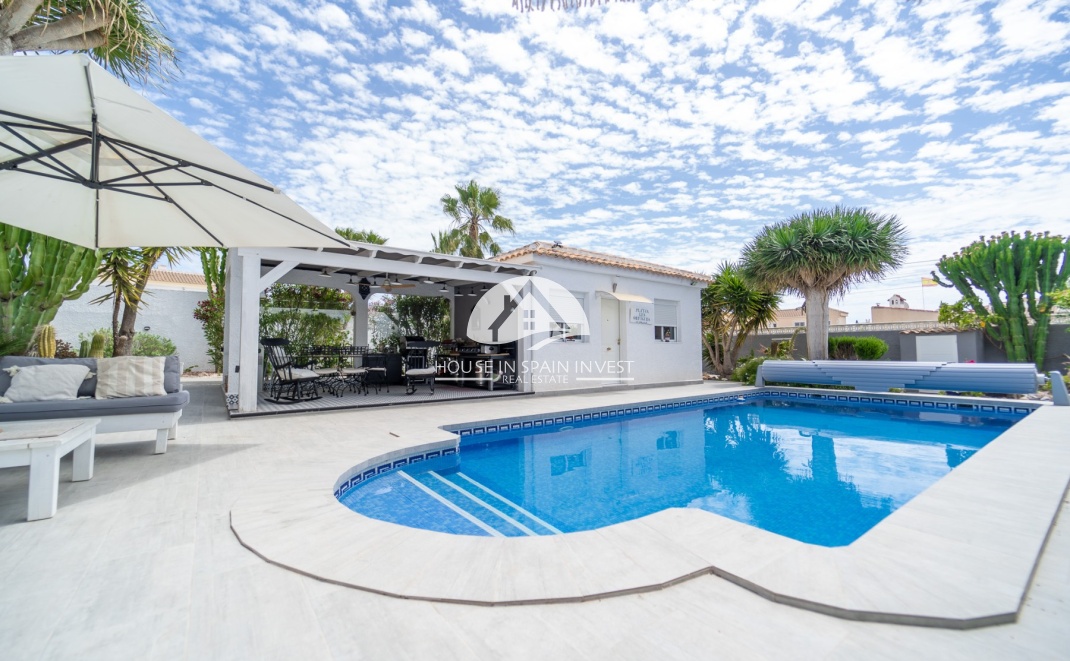 Resale - Villa - Torrevieja - La Siesta - El Chaparral - San Luis