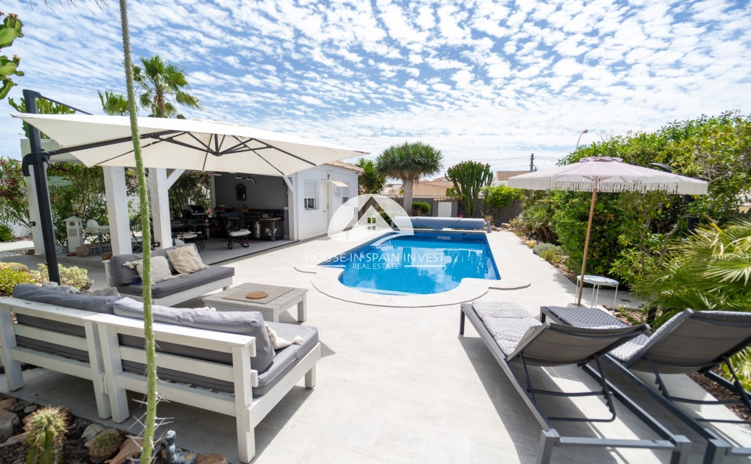 Resale - Villa - Torrevieja - La Siesta - El Chaparral - San Luis