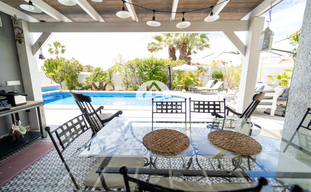 Resale - Villa - Torrevieja - La Siesta - El Chaparral - San Luis