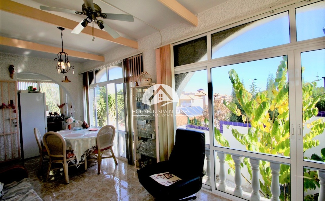 Resale - Villa - Orihuela Costa - Villamartín