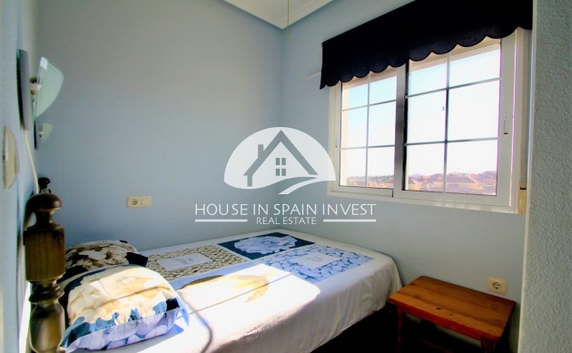 Resale - Villa - Orihuela Costa - Villamartín