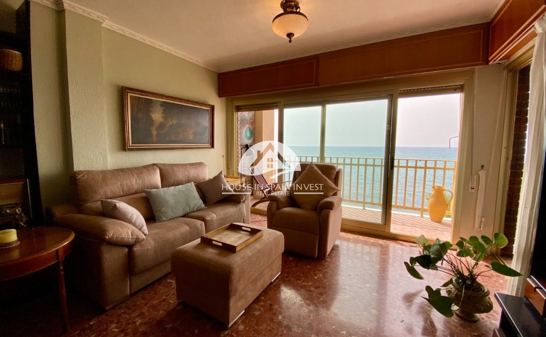 Resale - Apartment  - Torrevieja - Playa del Cura